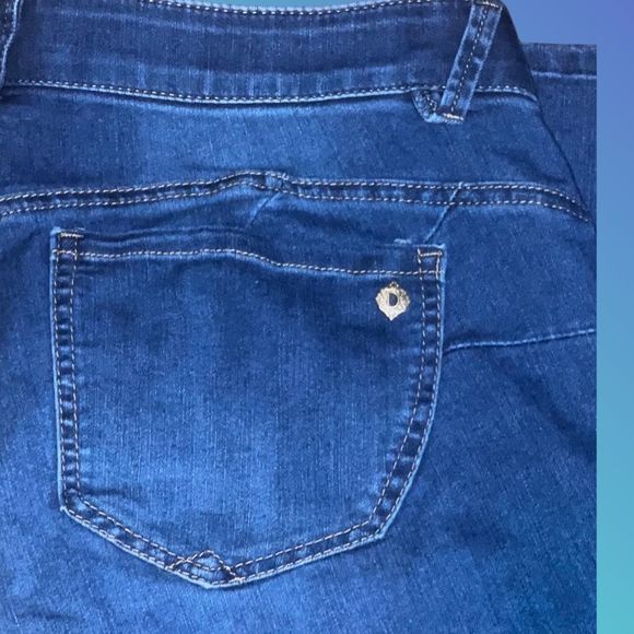 Plus Size Democracy Ab Solution Crop Jeans Size 18W 36x26 - Picture 3 of 5